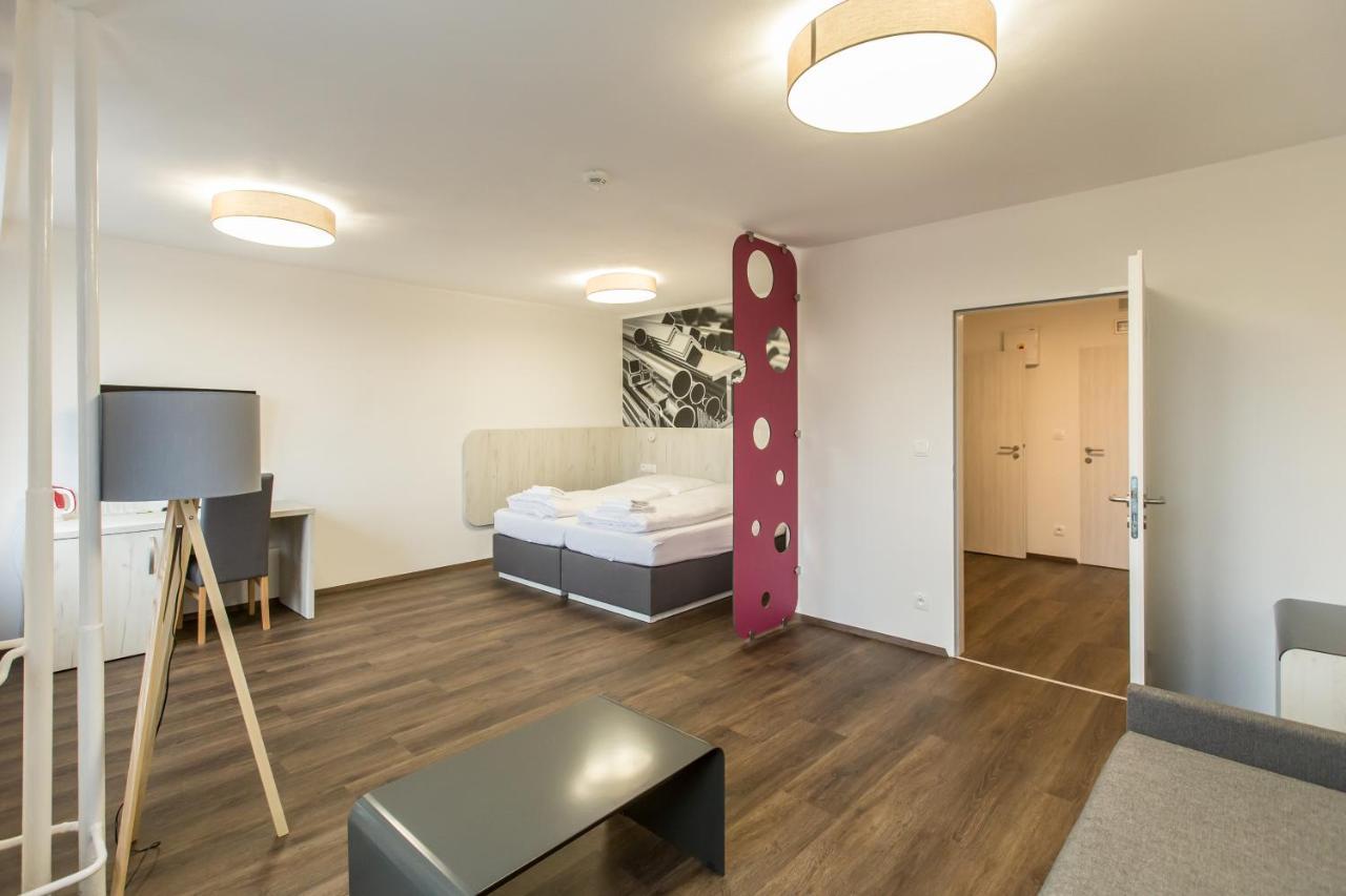 Hotel Garni Vsb اوسترافا المظهر الخارجي الصورة