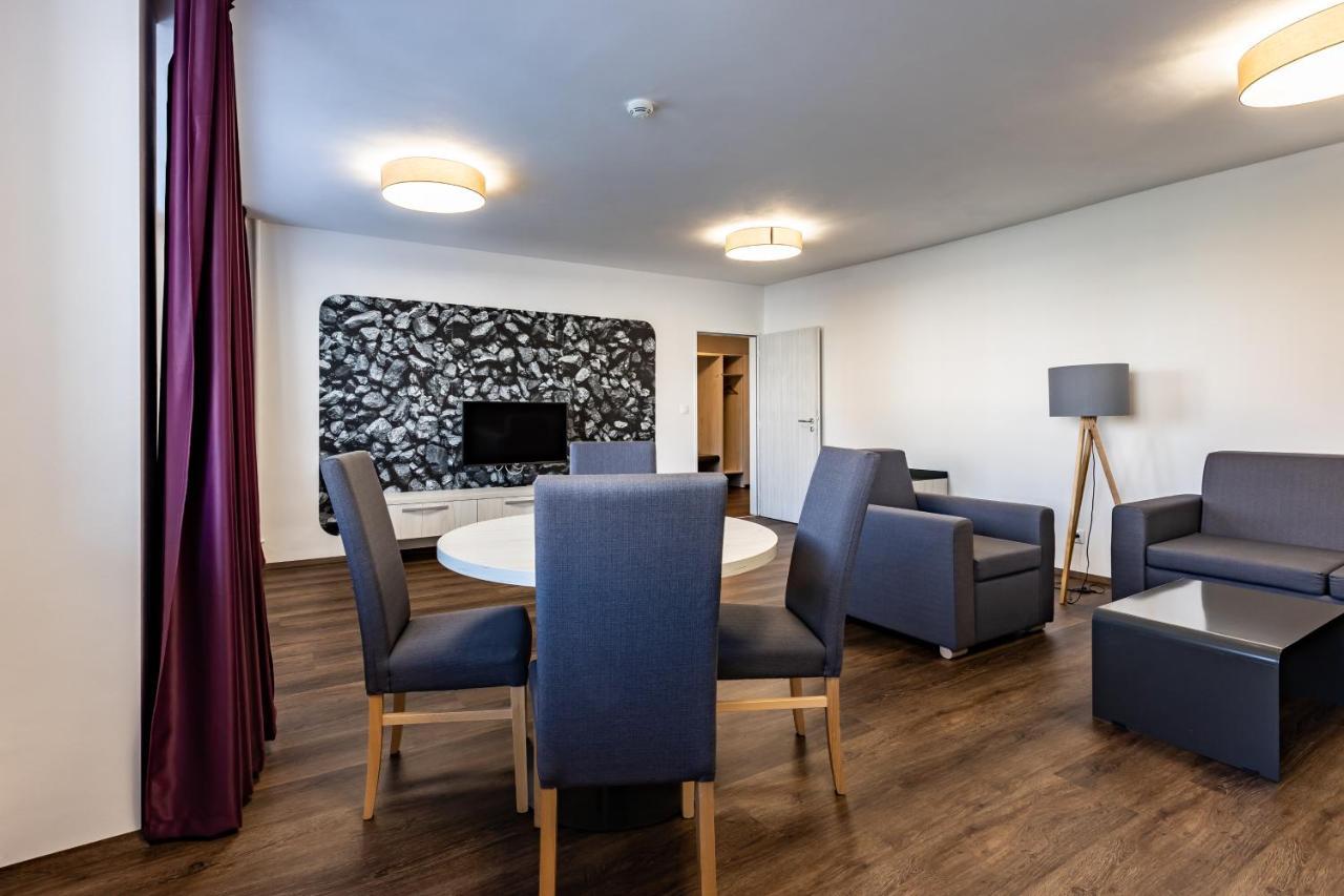 Hotel Garni Vsb اوسترافا المظهر الخارجي الصورة