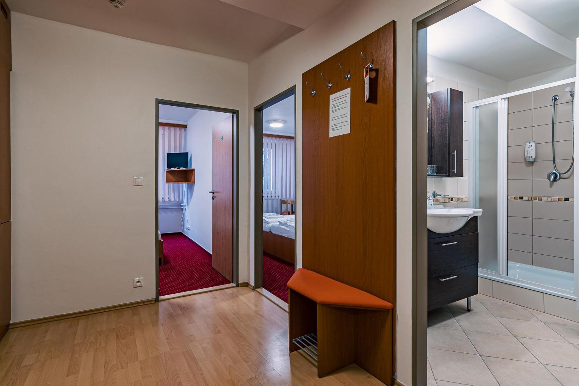 Hotel Garni Vsb اوسترافا المظهر الخارجي الصورة